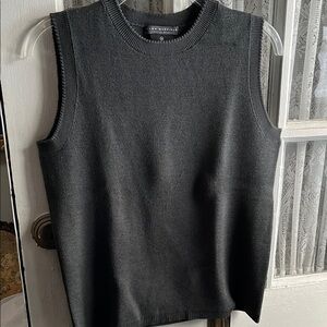 NWOT Alex Garfield Garfield & Marks Size M
Tank Top